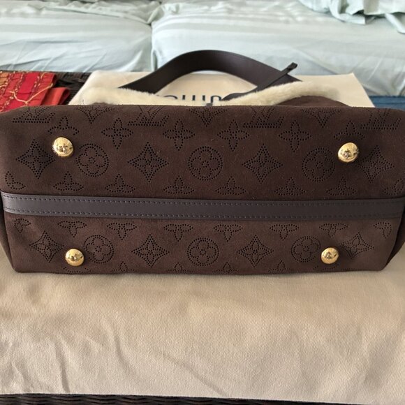 Louis Vuitton Mahina Carryall PM Dark Brown Suede-AUTHENTIC - Picture 5 of 16